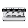 Ekspres z portafiltrem - 3 grupy - z systemem wstępnej infuzji