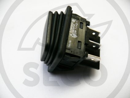 %7BF86FF4AD 050B 4E10 8AD4 C352F5E881E2%7D M