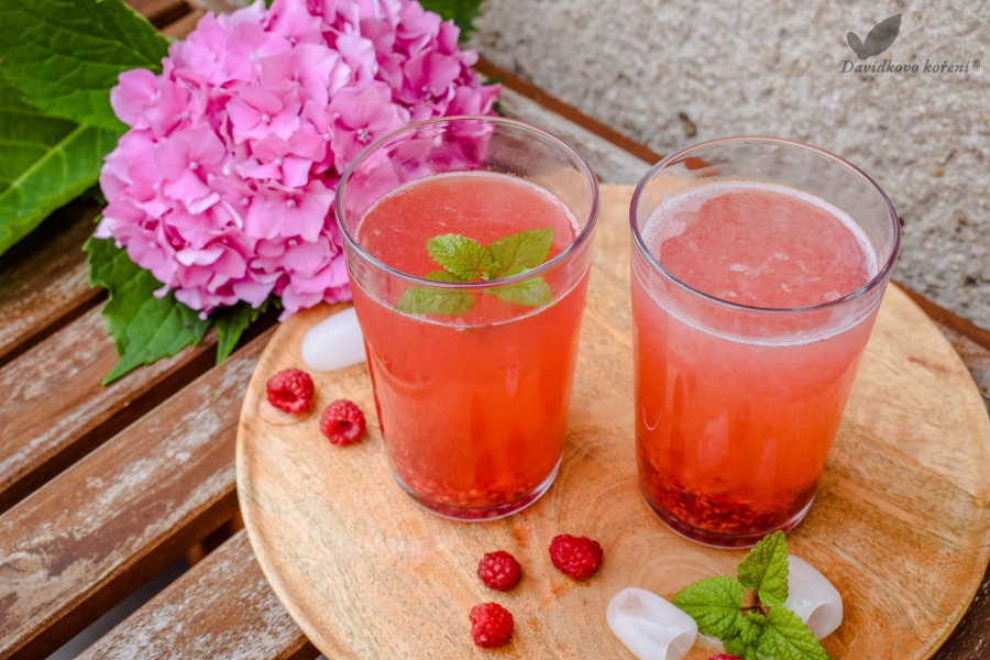 Malinová limonáda
