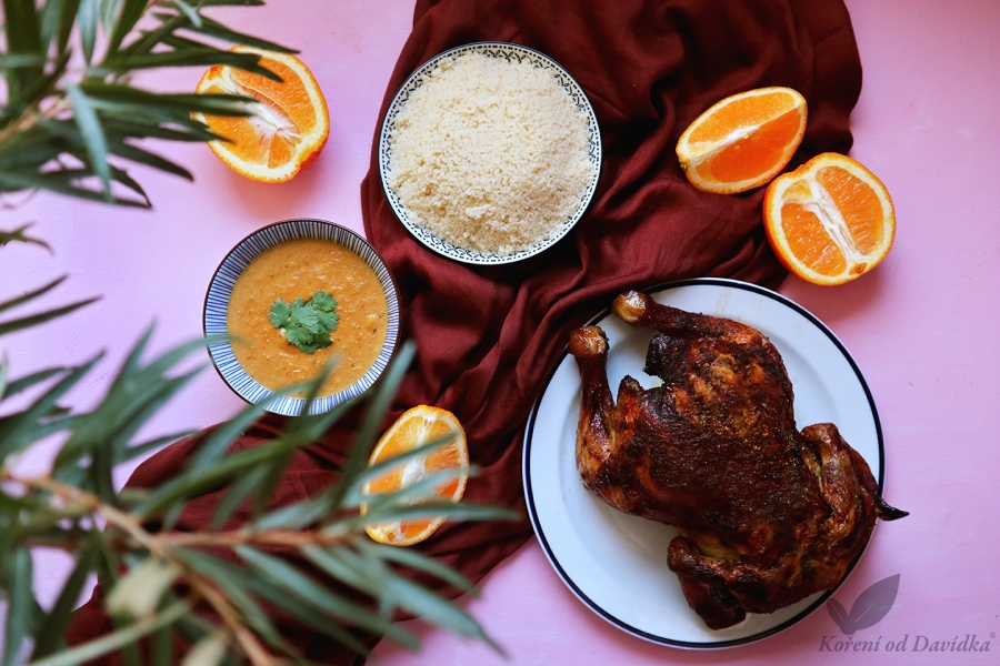 Kuře na pomerančích
