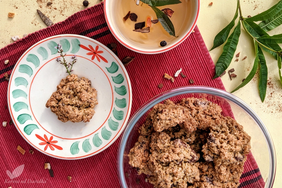 Ovesné sušenky s čokoládou a skořicí