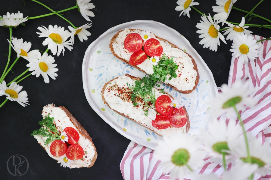 Sýrovotvarohová pomazánka s Paní sýrovou