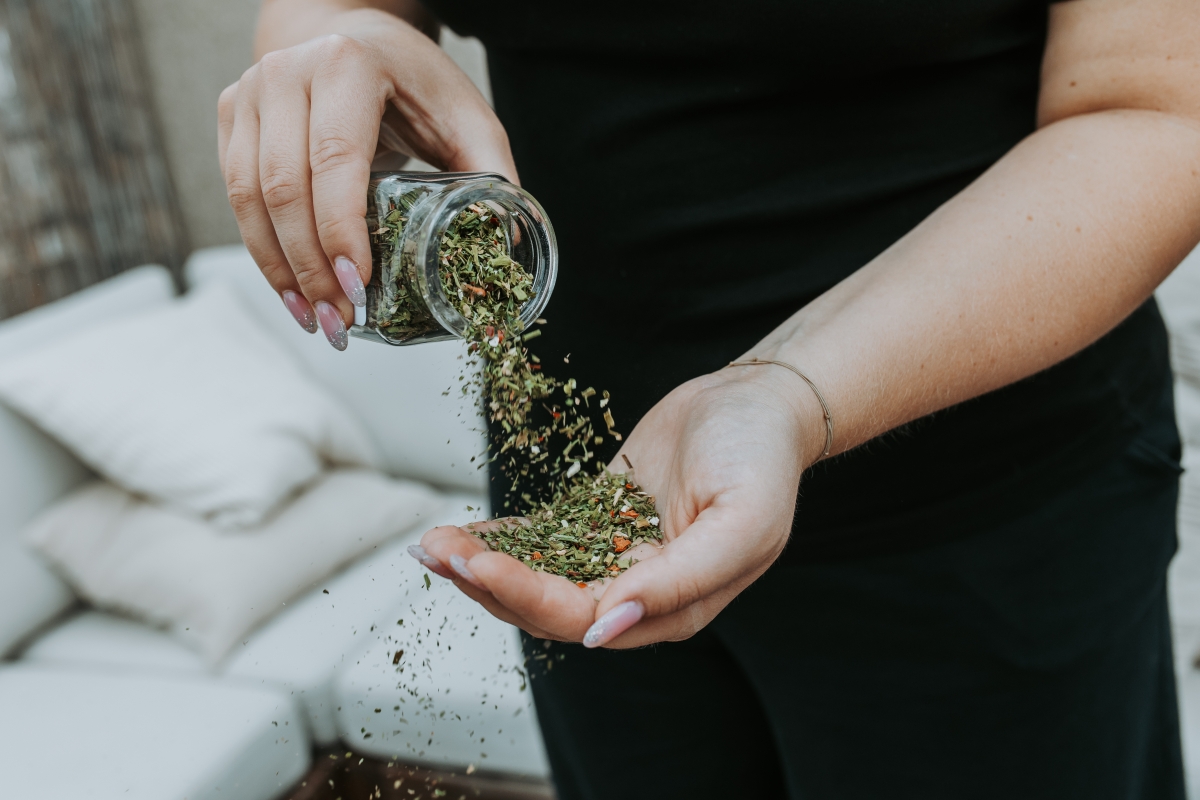 ŠALÁTOVÉ BYLINKY – PREKVAPÍ VÁS, KDE VŠADE ZABODUJÚ + POMOCNÍK NA VEĽKÚ NOC