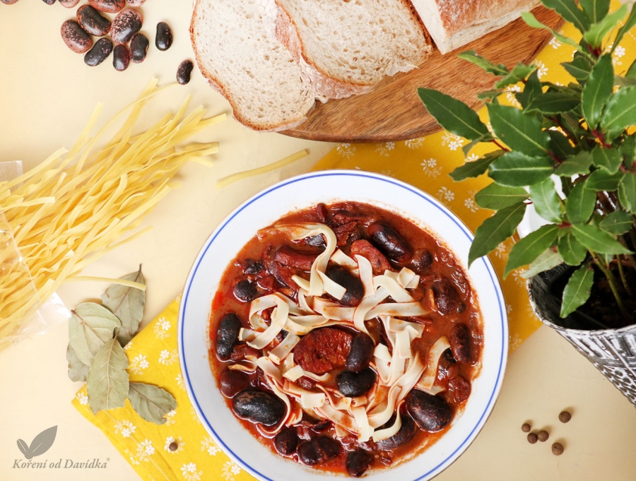 Záhorácka fazul'ová polievka