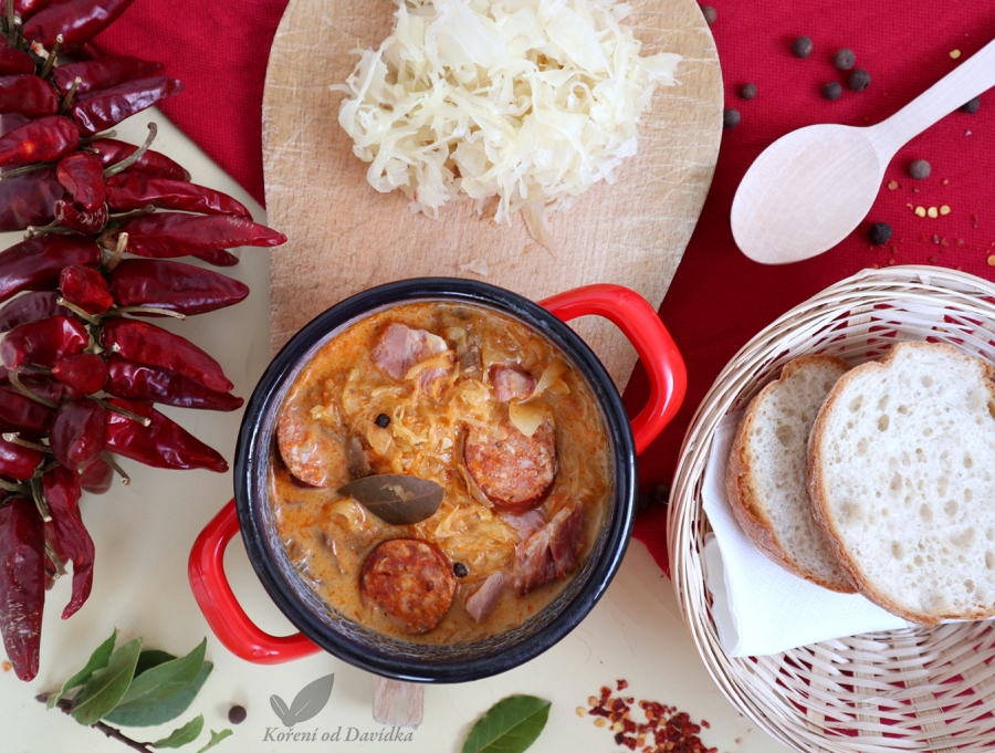 🇭🇺 Maďarská kapustnica - Újévi korhelyleves