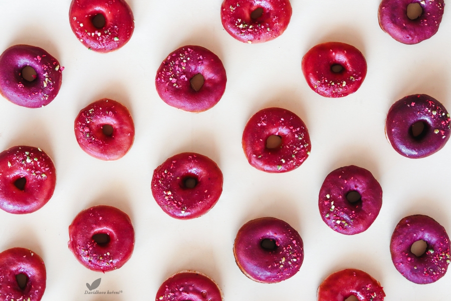 🇺🇸 Donuty s malinovou glazúrou