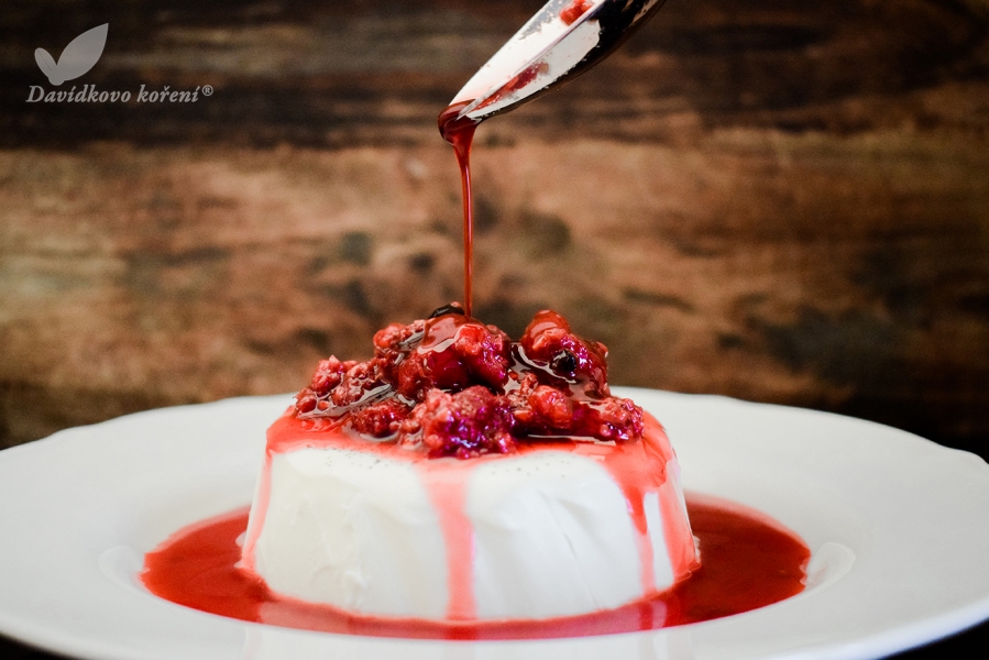 🇮🇹 Panna cotta s prelivom z pečených malín