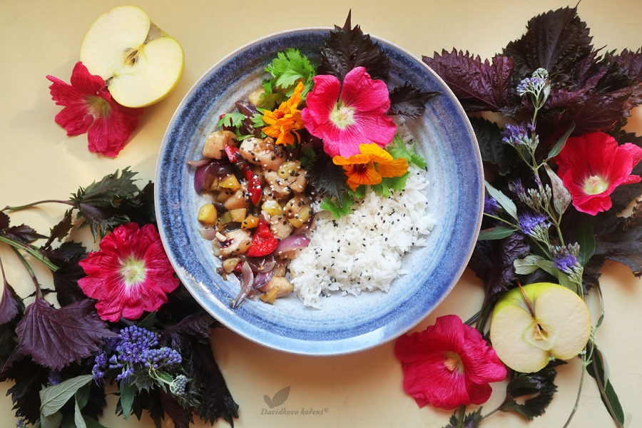 Ázijské kuracie s jablkom