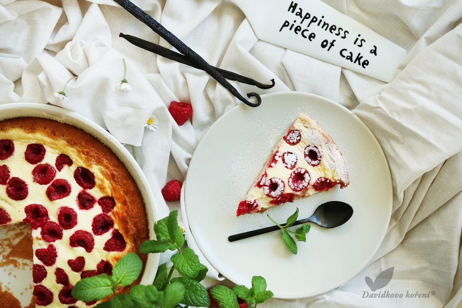 Letný tvarohovo-pohankový koláč s ovocím