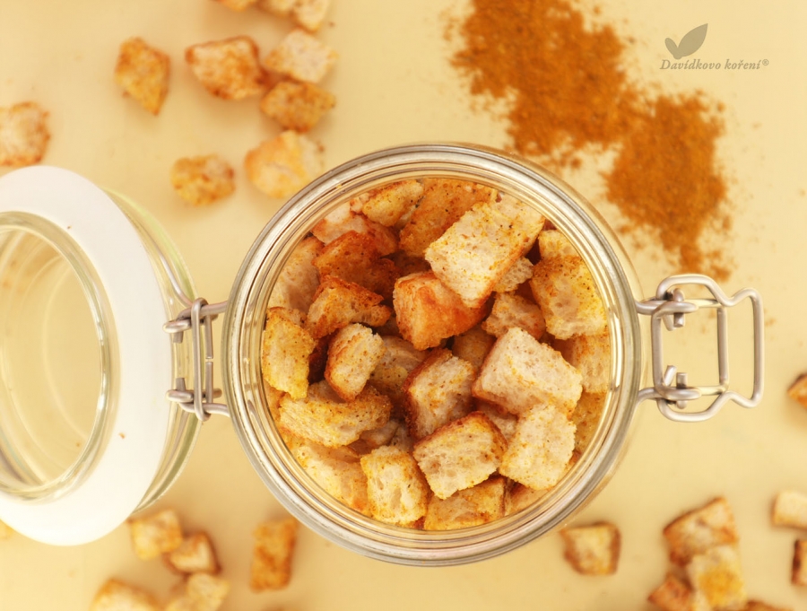 Kari krutóny do polievky
