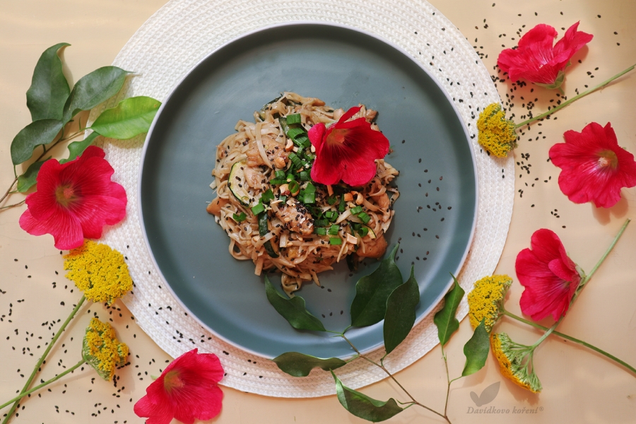 Voňavé kura s cuketou na ázijský spôsob