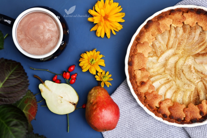 Hruškový koláč s kardamónom