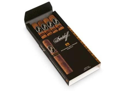 Davidoff Nicaragua Robusto Box Press 4´S