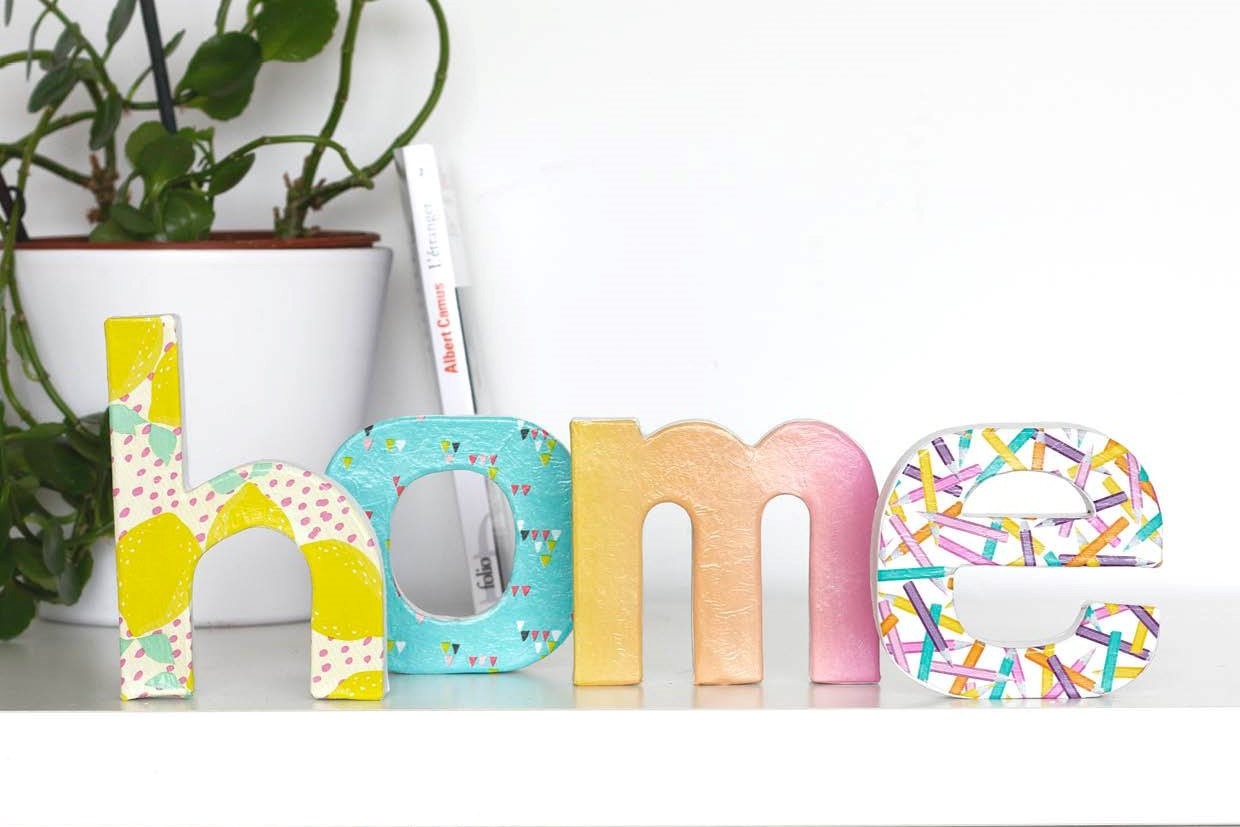 Kartonová písmena