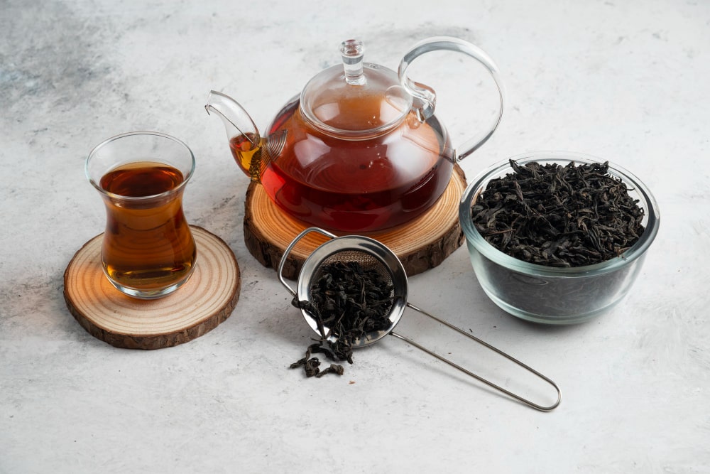 Čierny čaj a jeho účinky na zdravie: prečo ho pravidelne piť?