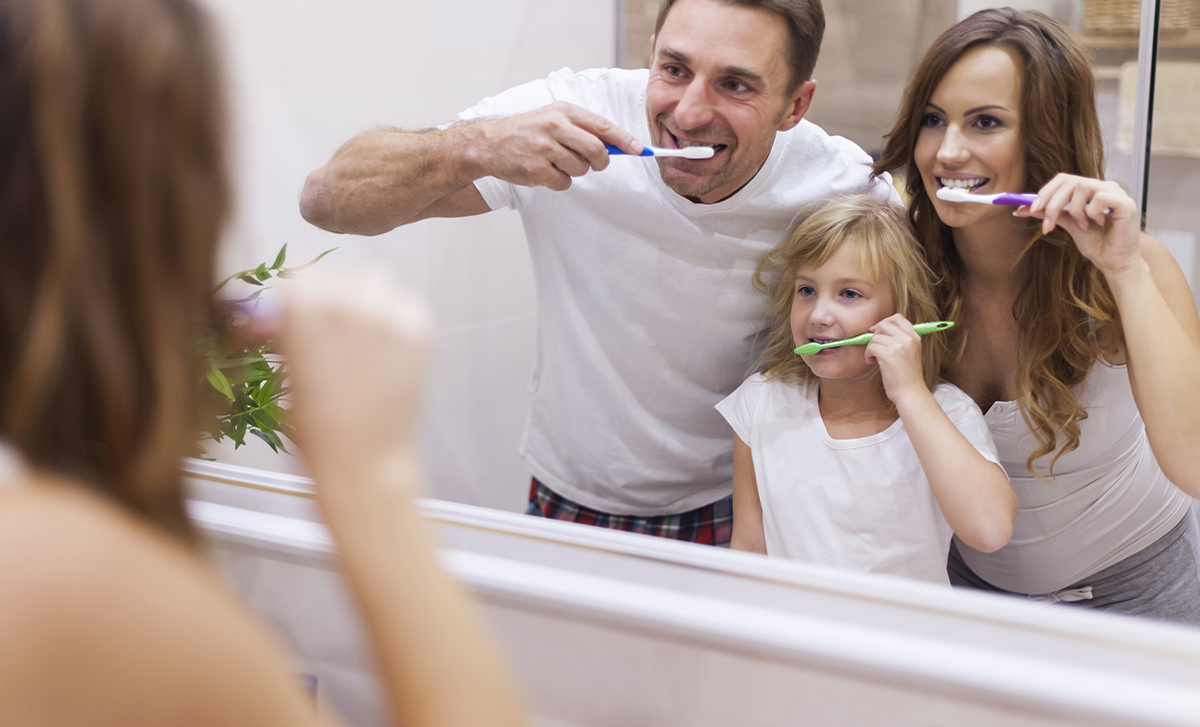 Aké bylinky nahradia zubnú pastu