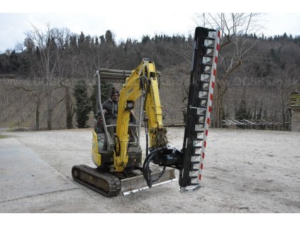 DCSK profi tech KROVINOREZ HT1800