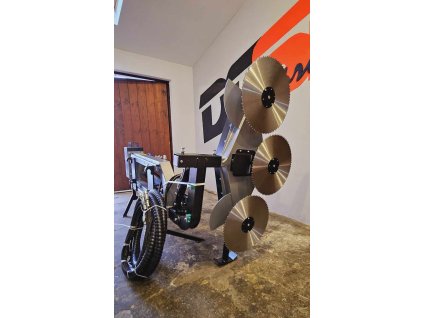 Jansen AS-600 Čelné nože na traktor