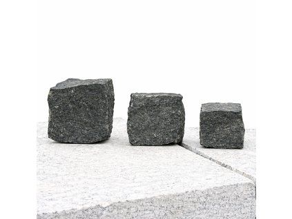 žula černa