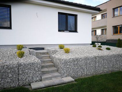 UNIkoše 50/zídky