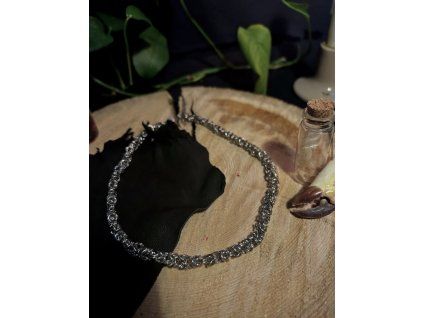 Náhrdelník „Silver Spine“