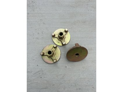 Kovová matica pevná pozinkovaná D100 mm