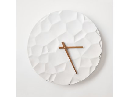 524 mesicni krater hodiny xl bila 3