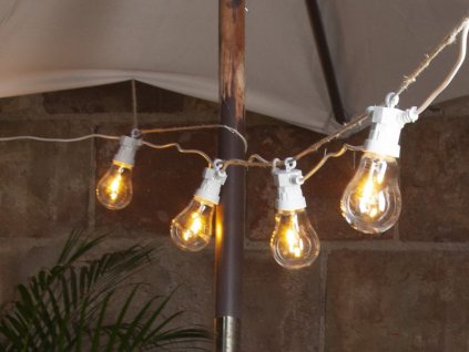svetelna retaz na ziarovky biely kabel ip44