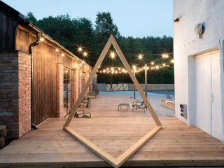 Sme tu pre Vaše terasy. Spoľahlivé, rokmi overené svietidlá s dôrazom na dizajn, zabezpečujú spokojnosť našich klientov....