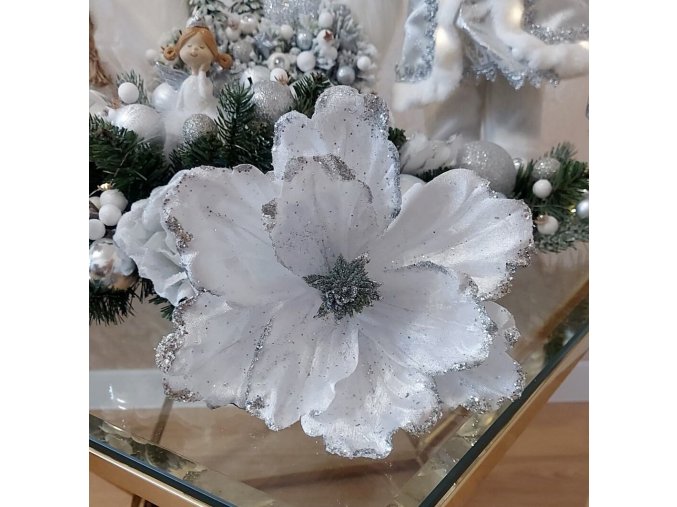 Vianocna-magnolia-decorglamour.sk