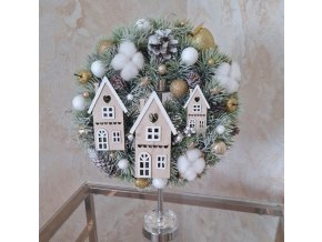 Zimny-veniec-na-dvere-decorglamour.sk
