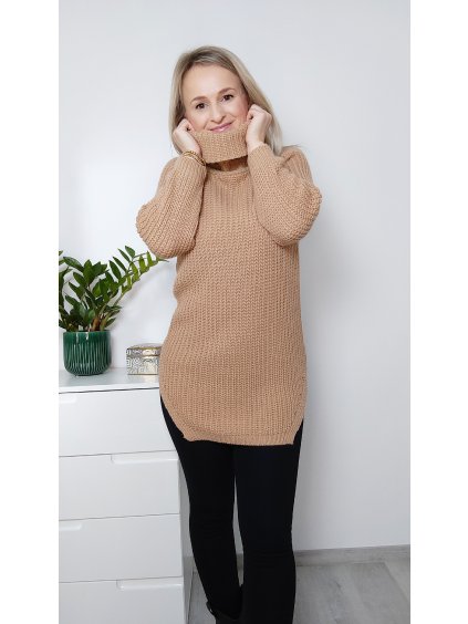 Béžový pletený svetr s rolákem