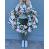Trvanlivý věnec s růžovými tulipány – cca 65 cm