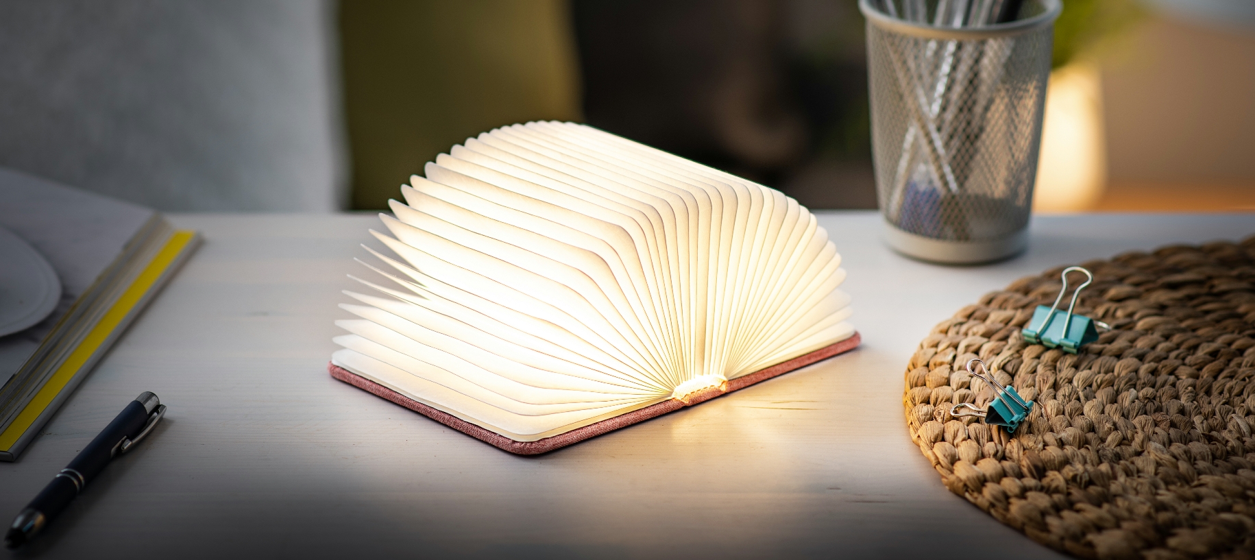 Rozkládací světlo "Smart Book" mini, růžová látka - Gingko (obrázek 5)