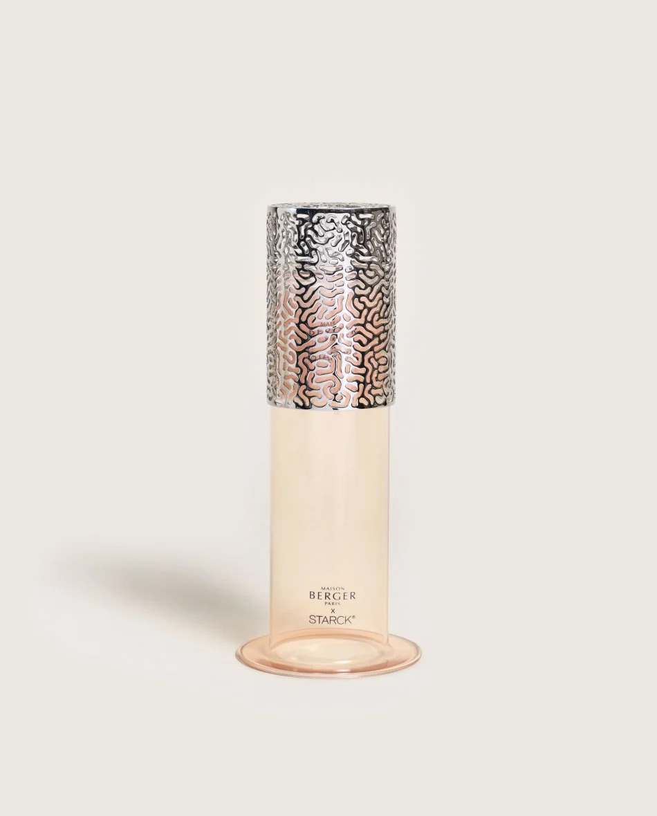 Levně Starck svícen + svíčka Peau de Soie/Hedvábná tvář 120g růžová - Maison Berger Paris