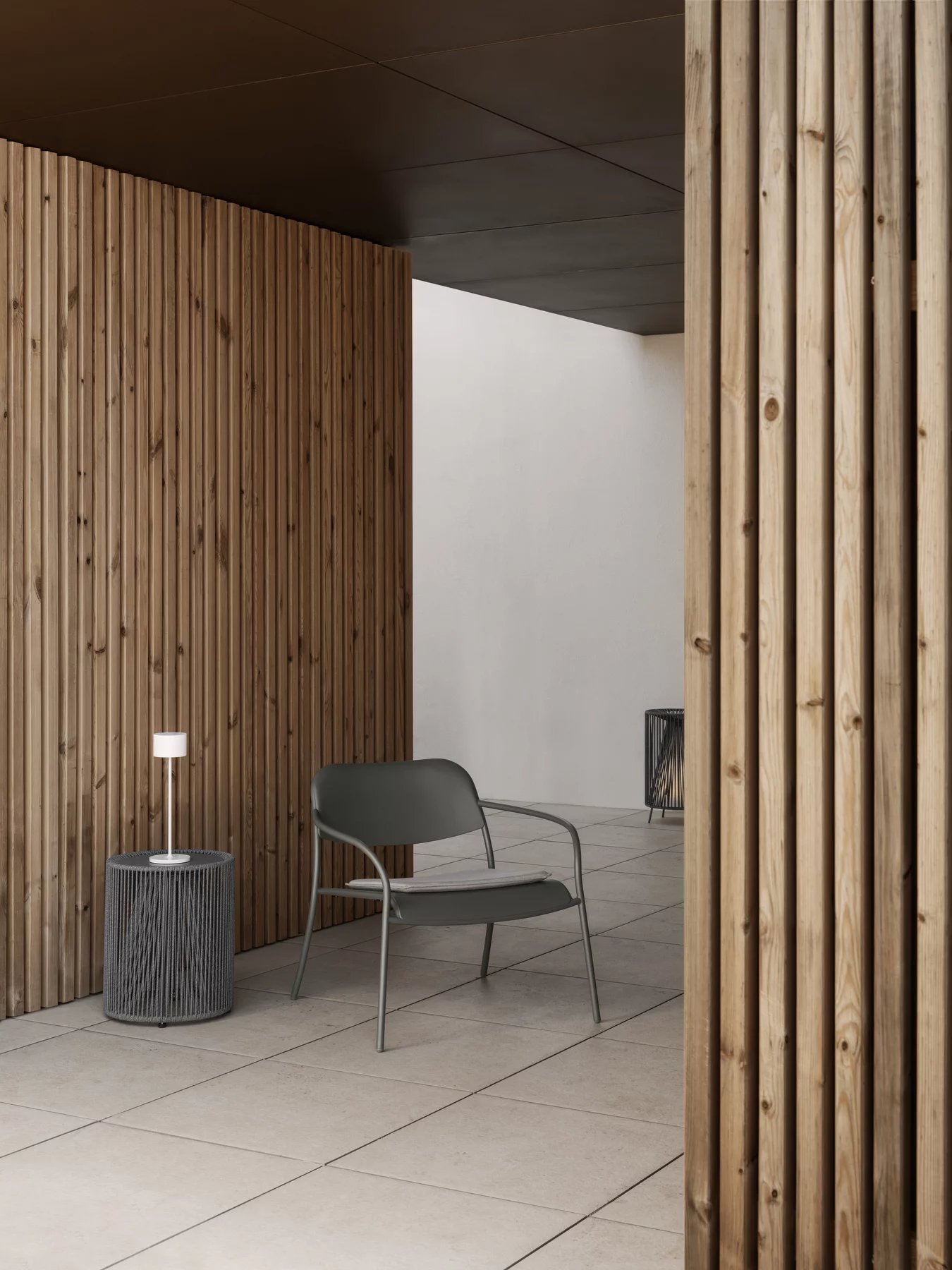 YUA zahradní lounge křeslo - Blomus (obrázek 5)