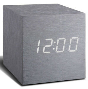E-shop Budík "Cube Click", hliník / biela - Gingko