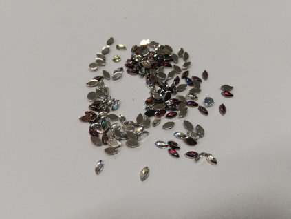 Šatonové nažehlovací kamínky plamínek barevný 2x4mm