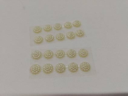 Samolepící perličky na lepicím proužku bílá 10 ks