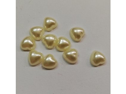 Poloviční srdce k nalepení 7mm 10 ks v balení