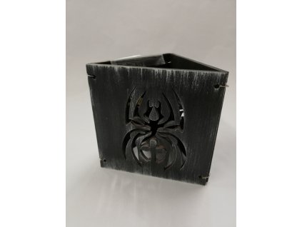 Dřevěný svícen na čajovou svíčku černá patina pavouk