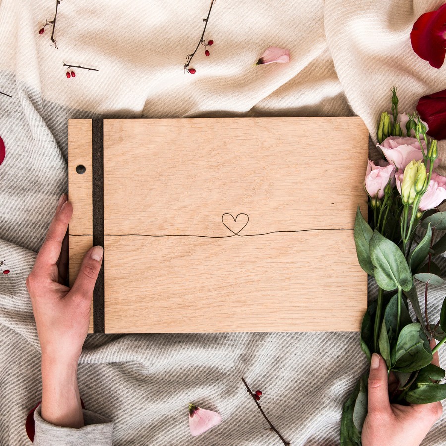 Dřevěné fotoalbum Srdce dubu