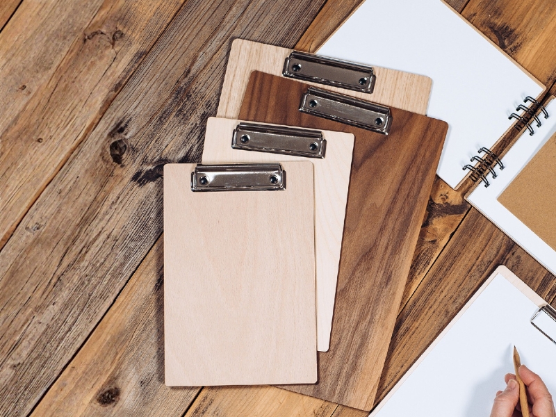 Psací desky s klipem pro restaurace a kavárny