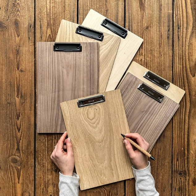 Psací desky s klipem