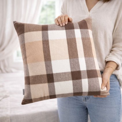 polstar s vysivkou (5)