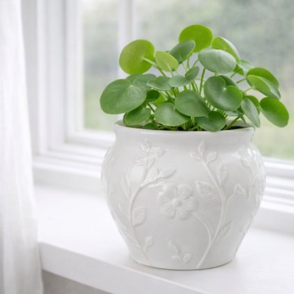 porcelanovy kvetinac (3)