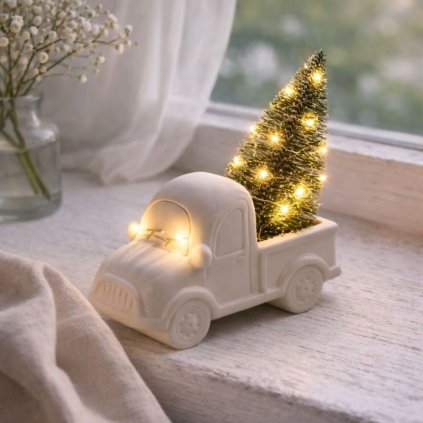 auto z keramiky se stromkem (1)