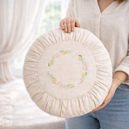 polstar s vysivkou (3)