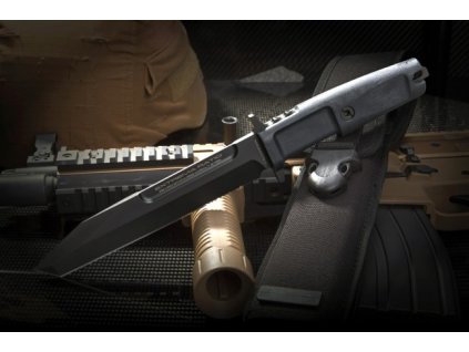 fulcrum black
