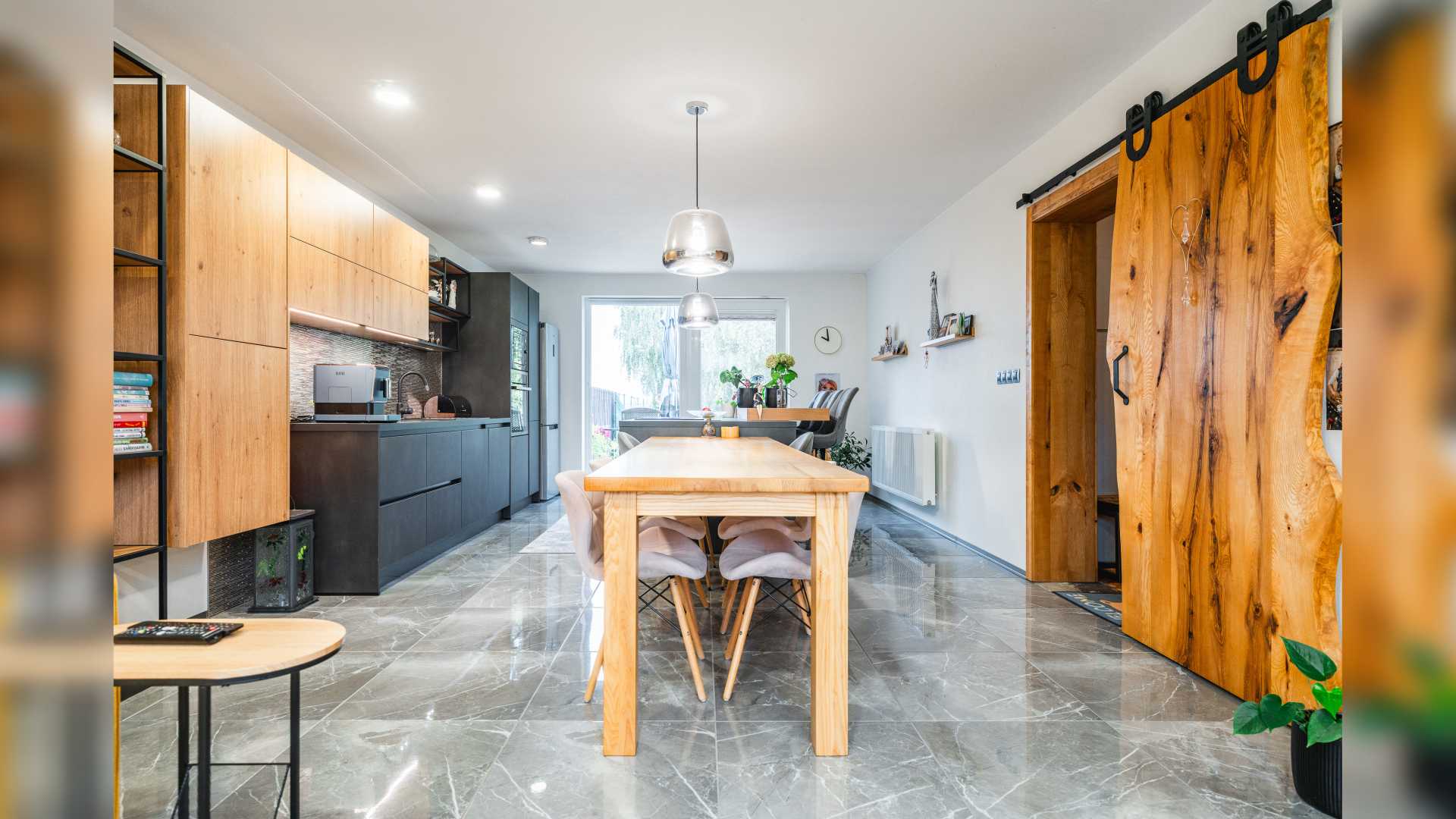 Realizace kuchyně v rodinném domě ve Svatobořicích-Mistříně